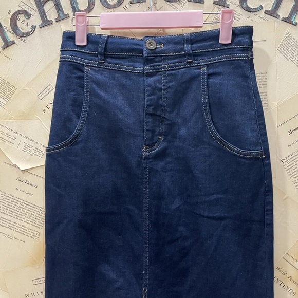 Anthropologie Pilcro Slit Front Denim Maxi Skirt Stretch Fray Hem Dark Blue - Picture 9 of 10